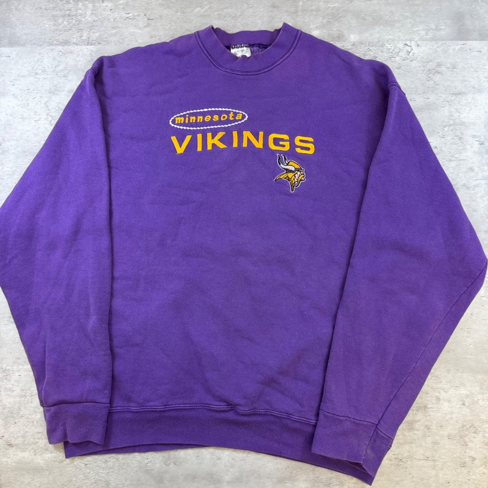 Vintage Minnesota Vikings Sweatshirt Fruit of the Loom Purple XL Made in USA NFL